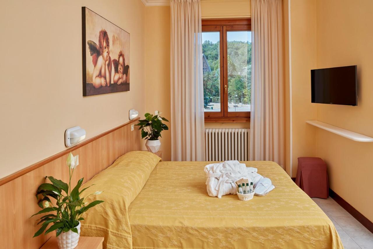 Hotel Plaza Tabiano Terme Dış mekan fotoğraf