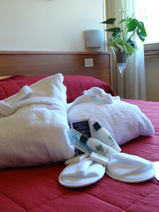 Hotel Plaza Tabiano Terme Dış mekan fotoğraf